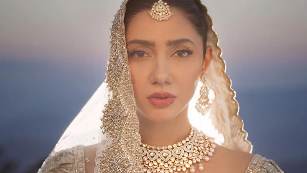mahira-khan-pakistani-actress-addresses-pregnancy-rumours-discloses-about-her-wedding-with-salim-karim